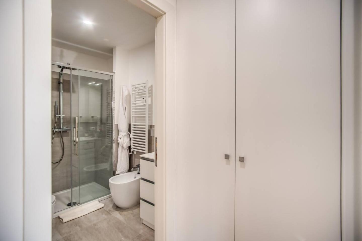 Naos Suite Close Popolo Square Roma Exterior foto
