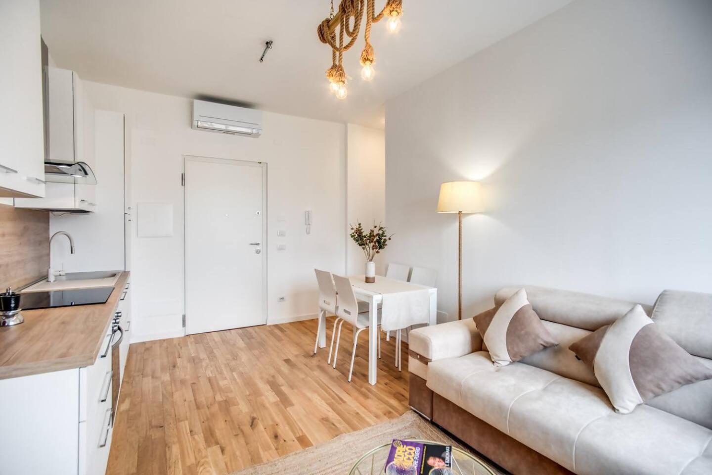 Naos Suite Close Popolo Square Roma Exterior foto