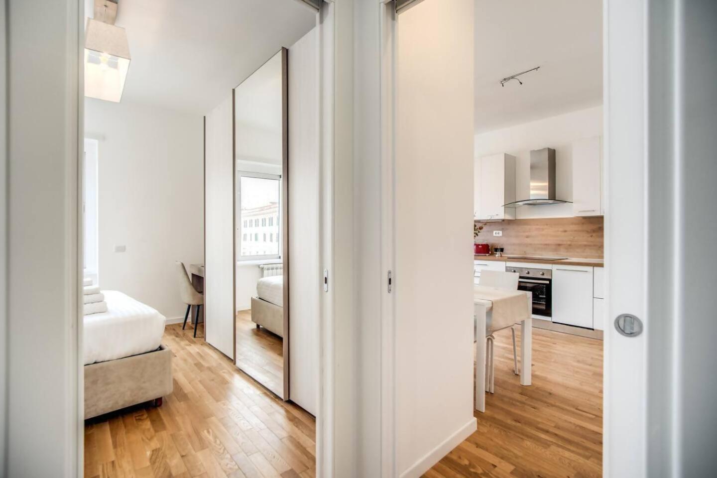Naos Suite Close Popolo Square Roma Exterior foto