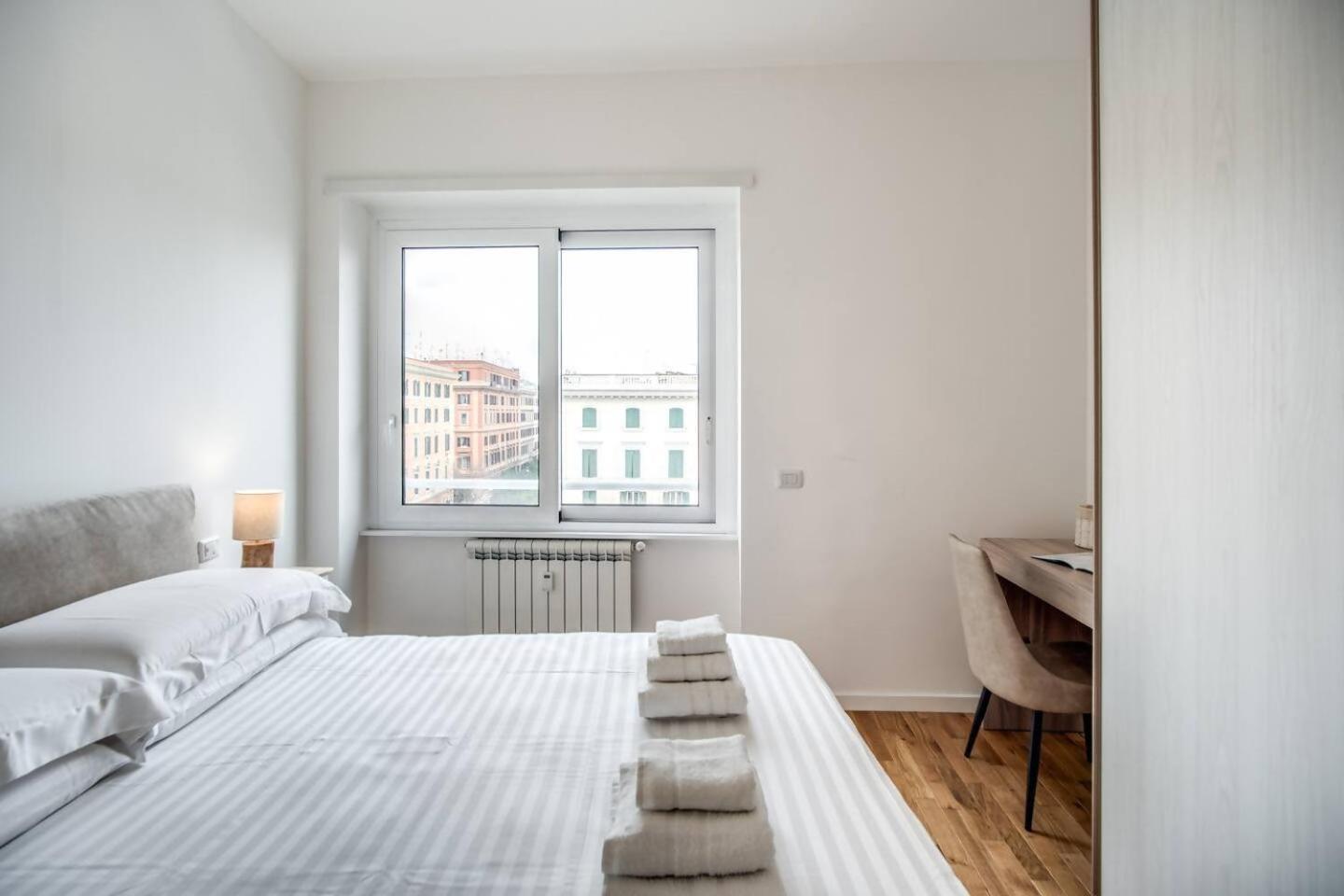 Naos Suite Close Popolo Square Roma Exterior foto