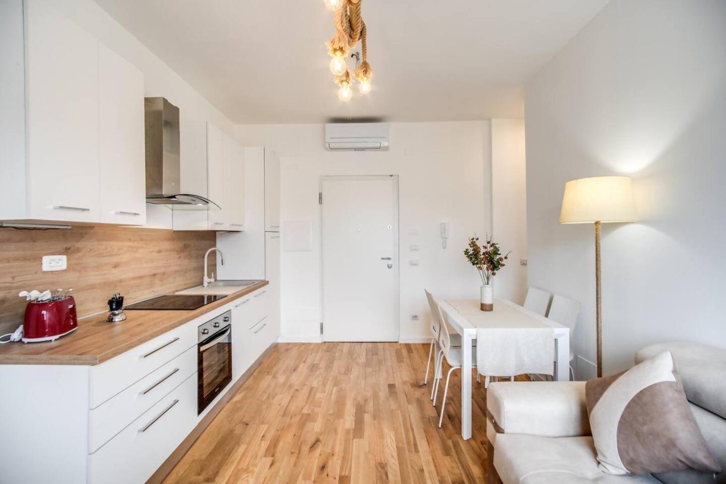 Naos Suite Close Popolo Square Roma Exterior foto