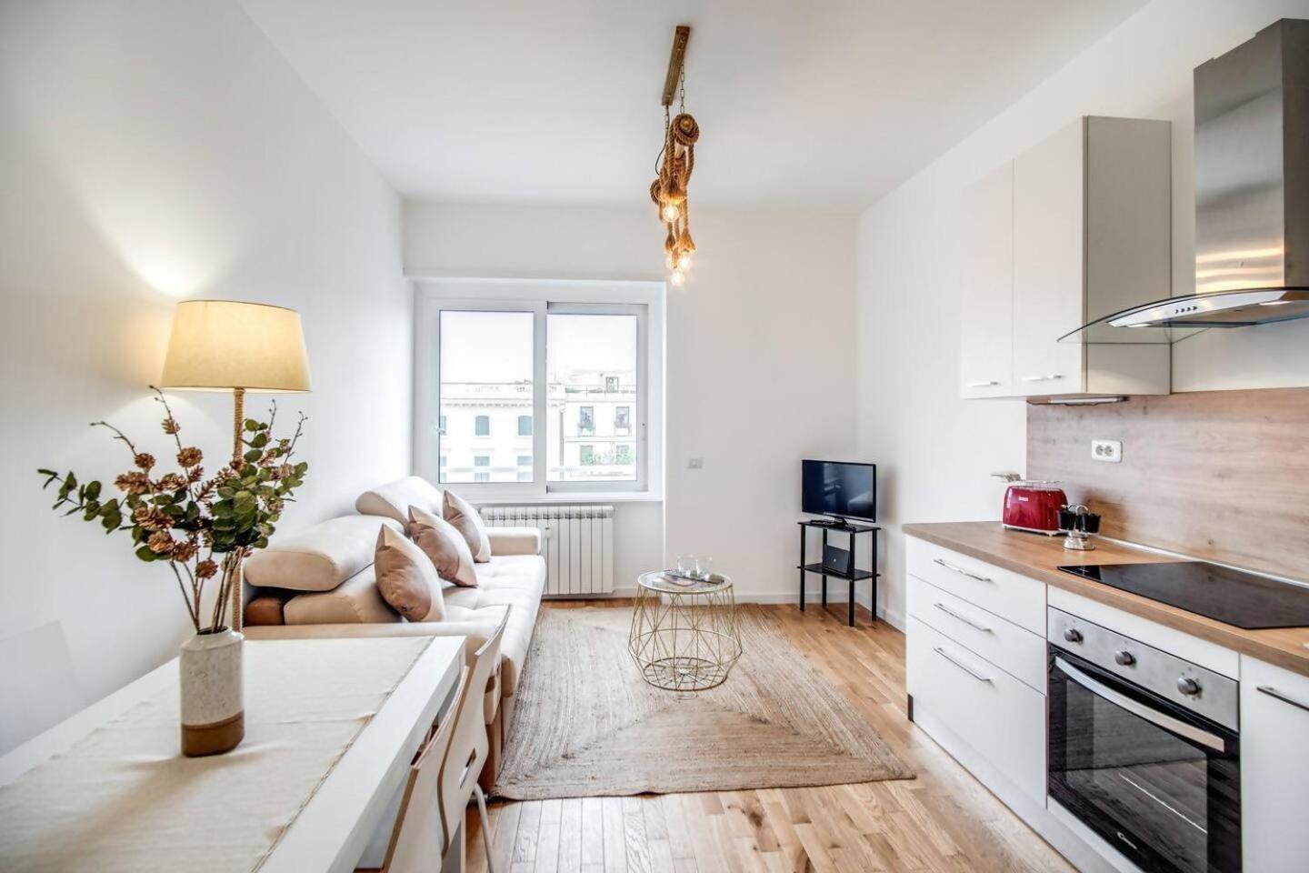 Naos Suite Close Popolo Square Roma Exterior foto